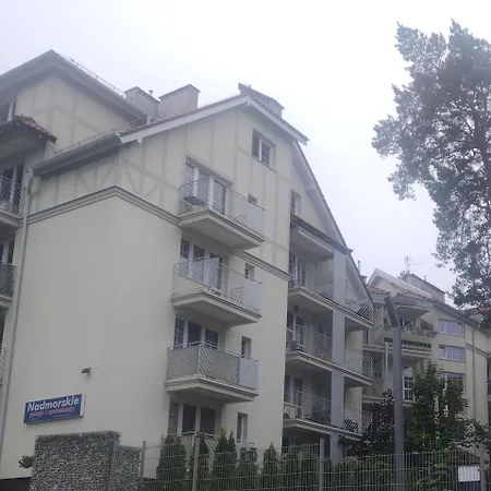 Domek Mona Przy Morzu 3 Pokojowy-4 Lozka- 4 Osobowy, Lub Apartament Mona Przy Morzu-Ul Zeromskiego,Przy Centrum ロッジ