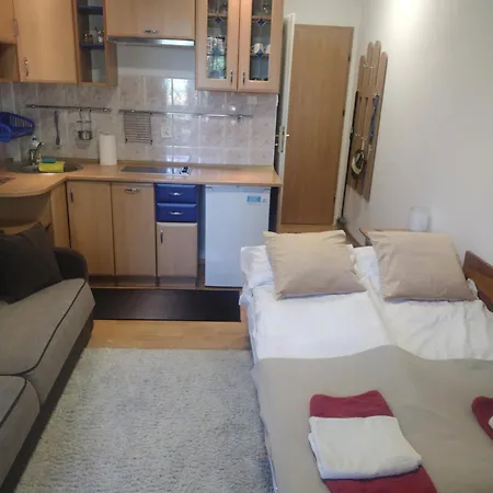 ロッジ Domek Mona Przy Morzu 3 Pokojowy-4 Lozka- 4 Osobowy, Lub Apartament Mona Przy Morzu-Ul Zeromskiego,Przy Centrum *