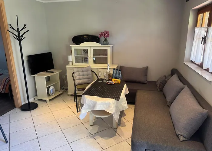 Mona 3 Pokojowy 4 Osobowy-4 łóżka, Przy Morzu, Mona Przy Morzu, Parter żeromskiego,przy Centrum *